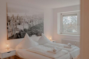 Apartment mit Küche, Arbeitsplatz und XXL Sofa
